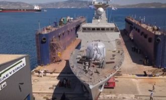 Νίκος Στέφος: Αγοράζουμε επτά πολεμικά πλοία από τις ΗΠΑ – Τα τέσσερα θα ναυπηγηθούν στην Ελλάδα