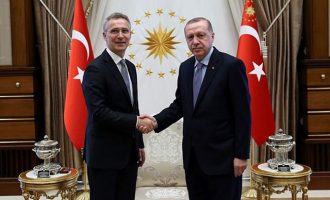 Ο Στόλτενμπεργκ καλεί τον Ερντογάν σε «συμμαχική αλληλεγγύη»