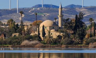 Τζιχαντιστής ιμάμης του Ερντογάν προτρέπει σε «τζιχάντ» για την «απελευθέρωση» του τάφου της Ουμ Χαράμ στην Κύπρο