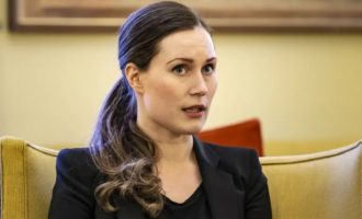 Σε καραντίνα η 34χρονη πρωθυπουργός της Φινλανδίας