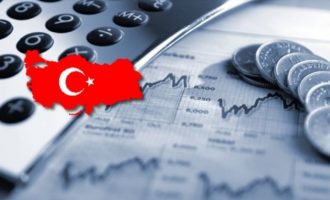 Η Τουρκία στο ίδιο αρνητικό επίπεδο ως προς την προοπτική χρέους με Τζαμάικα και Ρουάντα