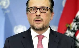 Θετικός στον κορωνοϊό ο Υπουργός Εξωτερικών της Αυστρίας
