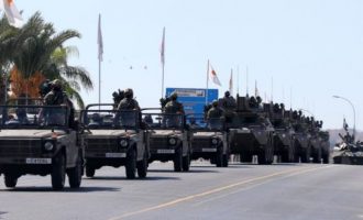 Εντυπωσιακή η παρέλαση της Εθνικής Φρουράς για τα 60 χρόνια Κυπριακής Δημοκρατίας (βίντεο)
