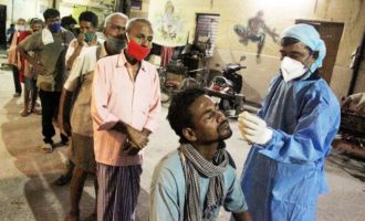 Κορωνοϊός: 74.442 νέα κρούσματα στην Ινδία σε ένα 24ωρο – Σύνολο 102.685 θάνατοι