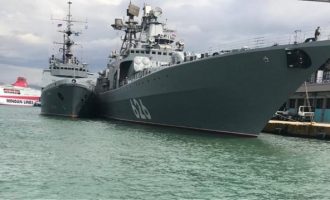 Στον Πειραιά το ρωσικό πολεμικό πλοίο «Vice Admiral Kulakov»