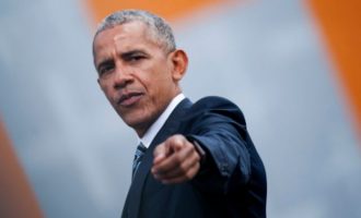 Ο Μπαράκ Ομπάμα χαιρέτισε την «ιστορική νίκη» του Τζο Μπάιντεν