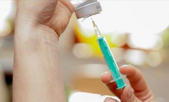 Η Ιντερπόλ προειδοποιεί για πλαστά εμβόλια για τον κορωνοϊό που προκαλούν θάνατο