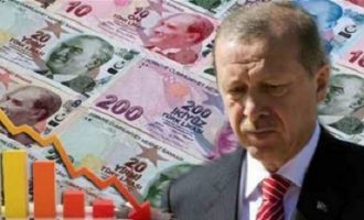 Spiegel Online: Καταρρέει η τουρκική λίρα εξ αιτίας του Ερντογάν