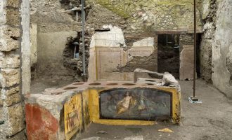 Πομπηία: Βρέθηκε αρχαίο «φαστ φουντ» με απομεινάρια φαγητού 2.000 ετών