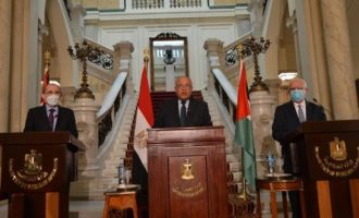 Οι Παλαιστίνιοι κάλεσαν το Ισραήλ σε συνομιλίες μετά από συνάντηση με Αίγυπτο και Ιορδανία