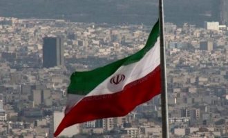 Ιράν: Μην τολμήσει κανείς να παραβιάσει τις κόκκινες γραμμές μας