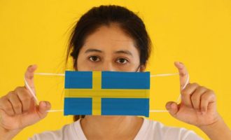 Πανδημία: 135 νέοι θάνατοι και 7.556 νέα κρούσματα στη Σουηδία