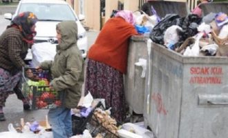 NYT: Πείνα στην Τουρκία – Ο κορωνοϊός επιτάχυνε δραματικά τα οικονομικά της δεινά