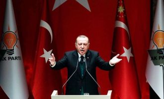 Το φερέφωνο του Ερντογάν απειλεί: «Μια καταιγίδα θα χτυπήσει μετά την πανδημία»
