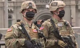 Ένοπλη η Εθνοφρουρά περιπολεί στην Ουάσιγκτον – Οι τραμπικοί απειλούν να βγουν με όπλα στους δρόμους