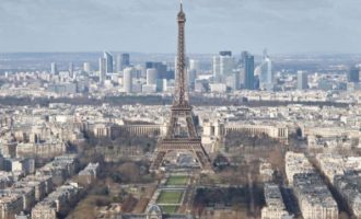 Βουτιά 8,2% της γαλλικής οικονομίας το 2020