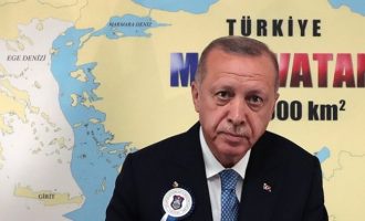 Ο νέο-Οθωμανός «νονός» αλλάζει το όνομα του Αιγαίου