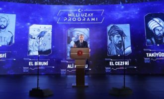 Ερντογάν: Έως το 2023 οι Τούρκοι θα πατήσουμε στη Σελήνη