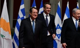 Guardian: Η συμφωνία Ελλάδας-Κύπρου-Ισραήλ δείχνει το δρόμο στον τουρισμό