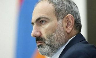 Ο Πασινιάν κατήγγειλε απόπειρα πραξικοπήματος στην Αρμενία