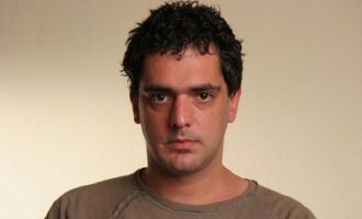 Διασωληνωμένος με κορωνοϊό και σηψαιμία ο δημοσιογράφος Τάσος Θεοδωρόπουλος