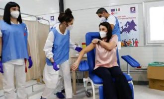 Η Ιταλία θα χορηγεί μία δόση εμβολίου σε όσους πέρασαν την Covid-19