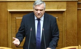 Ο Καστανίδης ζητά η ΡΑΕ να δώσει εξηγήσεις στη Βουλή για το ενεργειακό «όργιο»