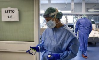 Ιταλία: Νοσοκόμα αρνήθηκε να εμβολιαστεί και κόλλησε πολλούς ασθενείς