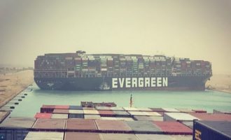Η Ελλάδα καθόλα έτοιμη να στείλει ειδικά πλοία στη σύμμαχο Αίγυπτο να ανοίξουν τη Διώρυγα του Σουέζ