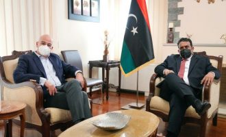 Ο Δένδιας συναντήθηκε με τον Πρόεδρο της Λιβύης – Την Κυριακή πάει Αίγυπτο και την Τρίτη Σ. Αραβία