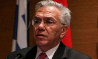 Ο Βαληνάκης προειδοποιεί ότι οι αναξιόπιστοι Τούρκοι εκβιαστές θέλουν τα νησιά μας και «αδειάζει» την «ελληνοτουρκική φιλία»