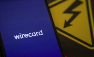 Μέρκελ και Σολτς αποποιούνται κάθε ευθύνη για το τραπεζικό σκάνδαλο της Wirecard