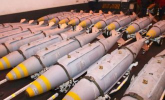 O Μπάιντεν ενέκρινε την πώληση βομβών ακριβείας στο Ισραήλ
