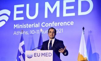 Χριστοδουλίδης: Η ΕΕ να στείλει μήνυμα ότι η αλληλεγγύη δεν περιορίζεται σε δημόσιες διακηρύξεις