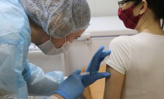 Βασιλακόπουλος: Εάν δεν επεκταθεί ο υποχρεωτικός εμβολιασμός θα ζήσουμε πολύ δύσκολες στιγμές
