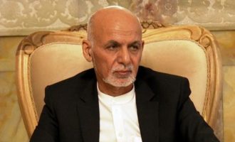 Ο Ασράφ Γκάνι ζήτησε συγγνώμη από τον αφγανικό λαό