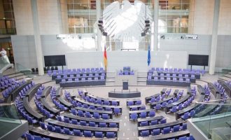 Αυτοί είναι οι «παχυλοί» μισθοί των βουλευτών στη Γερμανία