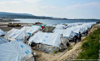 Stern: Δύσκολη η κατάσταση για τους πρόσφυγες και την Ελλάδα