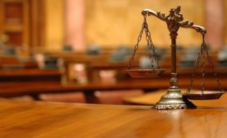Δικηγόροι: Η απόφαση για τον χειρισμό υποθέσεων για τα υγειονομικά μέτρα