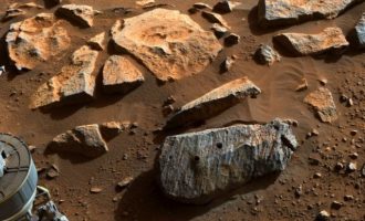 NASA: Τα πρώτα πέτρινα δείγματα από τον Άρη δείχνουν ότι εκεί ήταν μία μεγάλη λίμνη νερού