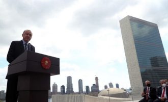 Ο Ερντογάν εγκαινίασε το αρχηγείο του τουρκικού παρακράτους στη Νέα Υόρκη δίπλα στον ΟΗΕ
