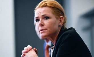 Στο Ειδικό Δικαστήριο πρώην υπουργός της Δανίας επειδή χώριζε ζευγάρια προσφύγων