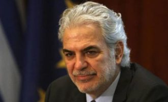DW: Ο Μητσοτάκης και το σενάριο να πάει ο Στυλιανίδης για πρόεδρος της Κύπρου