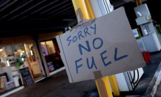 Έλλειψη καυσίμων στη Βρετανία – Αναλαμβάνει ο στρατός τον ανεφοδιασμό πρατηρίων