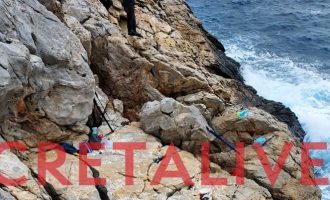 Τραγωδία στο Ηράκλειο: Ψαράδες χτυπήθηκαν από μεγάλο κύμα – Ένας νεκρός