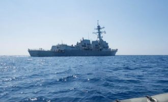 Η Κίνα καταδίκασε τη διέλευση πολεμικών πλοίων των ΗΠΑ και του Καναδά από το Στενό της Ταϊβάν