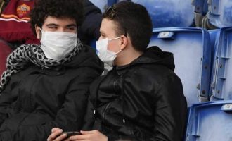 Τιμωρία για τις ομάδες αν δεν φορούν μάσκα οι οπαδοί με απόφαση Πλεύρη