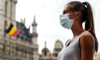 Βέλγιο με πλήρως εμβολιασμένους το 74,6%: Μάσκες παντού και υποχρεωτική τηλεργασία