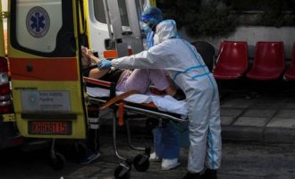 Ηλιόπουλος: «Η κυβέρνηση Μητσοτάκη έχει συνθηκολογήσει με τον θάνατο»