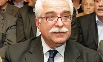 ΝΔκράτης Θανάσης Γιαννόπουλος: «Θα πάω να ψηφίσω Λοβέρδο» – Ορδές δεξιών ψηφίζουν Λοβέρδο